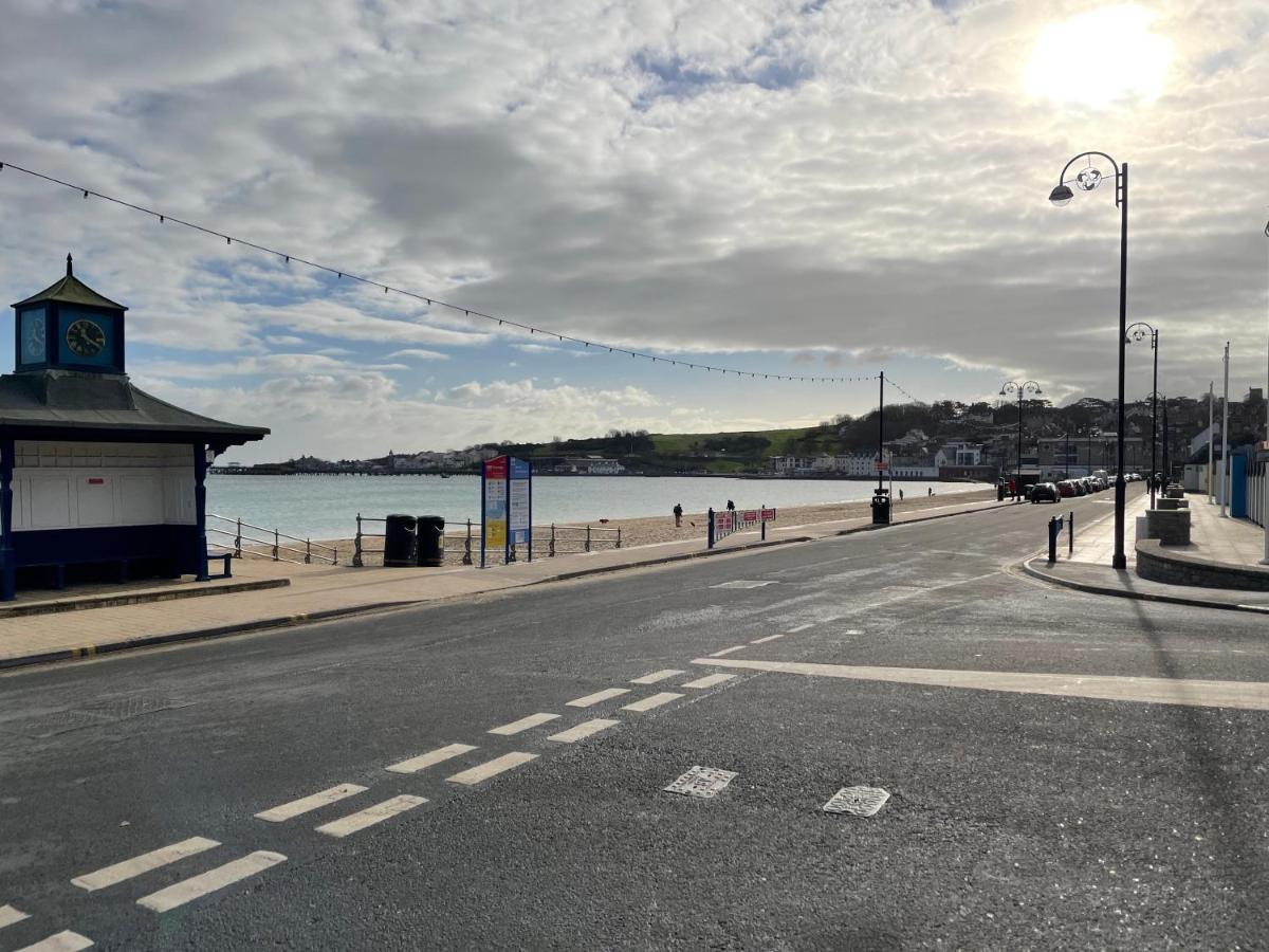 Lovely 3 Bed Ground Floor Flat With Free Parking Swanage